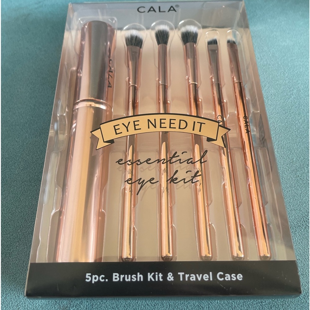 CALA 5 pc brush kit and travel case the essential eye makeup kit in rose gold